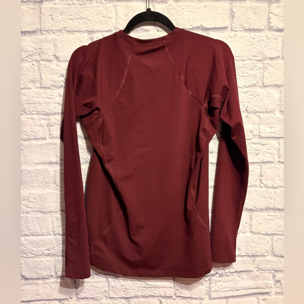 Columbia Women’s Long-Sleeve Omni Heat Base Layer Top — Burgundy Large - Picture 5 of 6